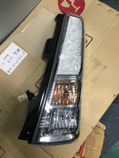 MH34S ワゴンR テールレンズ