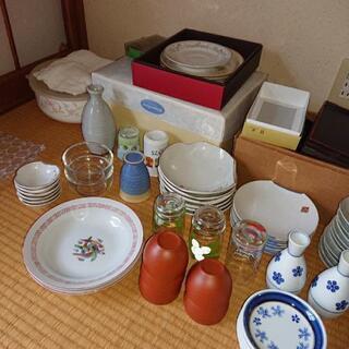 お皿  グラス 残りわずかの画像