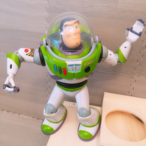 バズ プログラムで動くラジコン/レア品！トイストーリーのバズライトイヤーUコマンドアクショントイ
