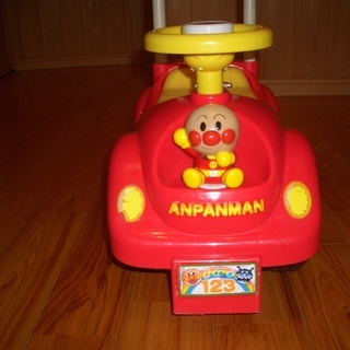 アンパンマンの手押し車ですの画像