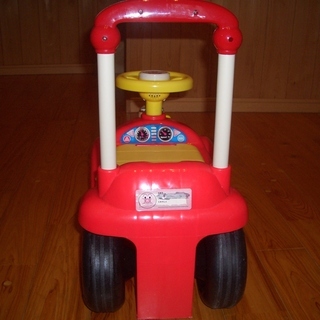 アンパンマンの手押し車ですの画像