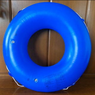 青い浮き輪です😃の画像