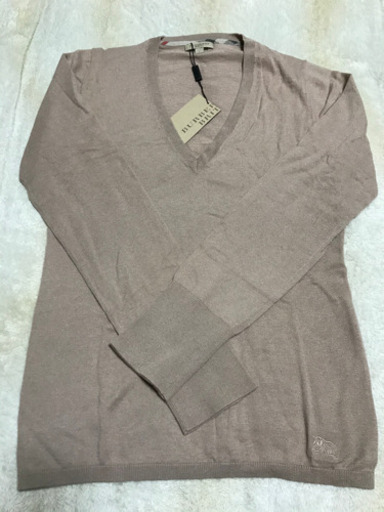 新品★バーバリー★Vネックセーター★L★カシミア入り★薄手