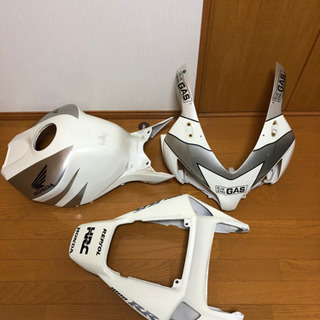cbr1000rr  sc57 レプソル  カウル