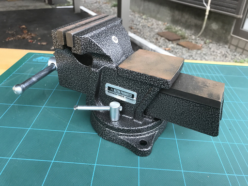 札幌市◆ ASTRO PRODUCTS / ツールキャビネット 併用 木製天板 作業台◆ベンチバイス 付き ワークデスク L137×W