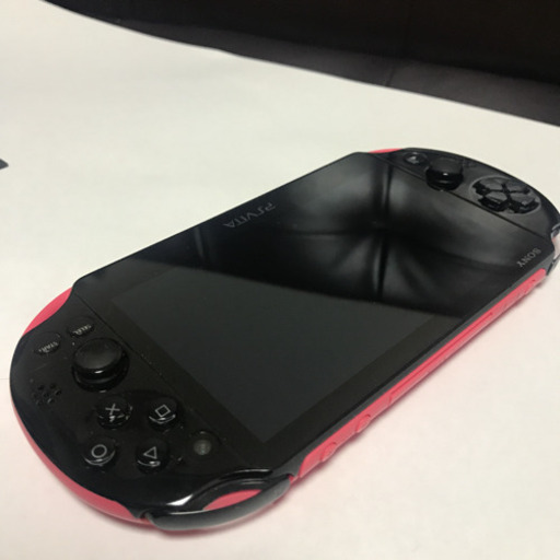 【美品】PS Vita ブラック/ピンク(箱なし)