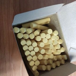 チョーク　黄色の画像