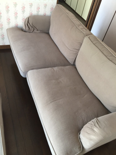 IKEA 脱力系3人掛けソファー