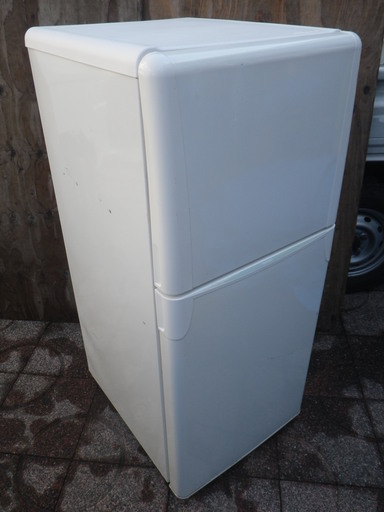 ■配達可します。■格安4000円■東芝　2ドア冷凍冷蔵庫　YR-12T 2009年製