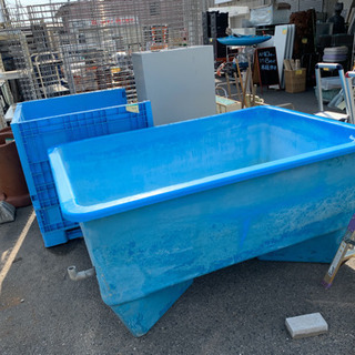 FRP 大型水槽　195×92×135cm 中古