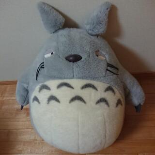 ジャンボ‼️大トトロお昼寝クッションぬいぐるみ