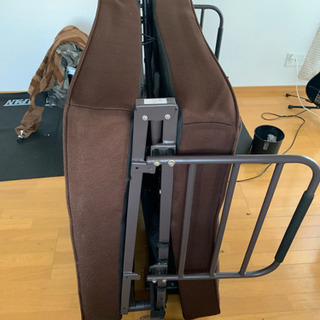 折りたたみベッドの画像