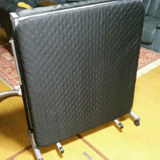 折り畳み式ベット　シングル