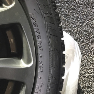 16インチ スタッドレスタイヤ ブリヂストン(Bridgesto...
