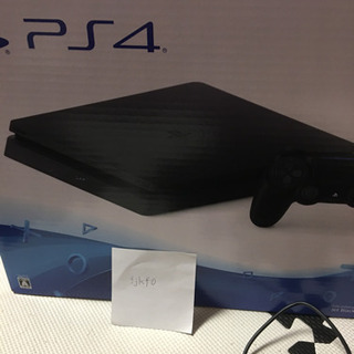 ＰＳ４ ブラック本体とソフト