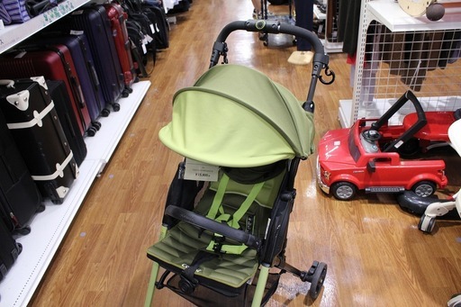 A型ベビーカー Combi F2plus AD-300 入荷しました！