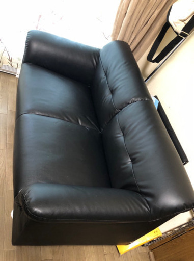 最終値下げ!! 2人掛けソファー 黒 合皮