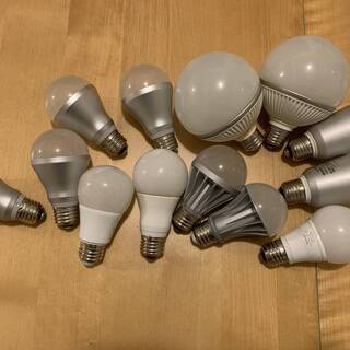 中古　LED電球　13個セット
