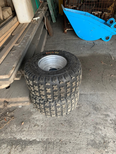 YF200S バギー　ホイール付き　