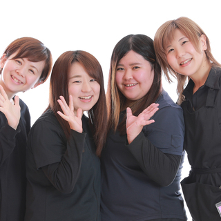 ヘアメイク経験者！美容師・理容師免許お持ちの方、時給900円～1200円でお仕事出来ます！Wワークも歓迎！の画像