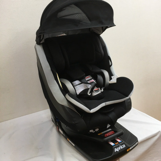 チャイルドシート　アップリカ クルリラ　回転式 BELT/ISOFIX