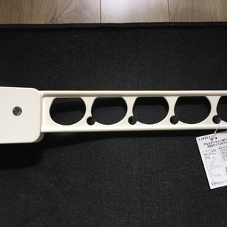 【最終値下げ】新品‼️  ⭐️壁付け  物干し竿掛け⭐️ 2本1組