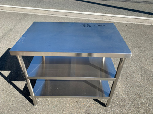 ☆中古品　業務用作業台　900x600x800mm☆