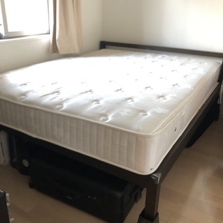 無印良品のレア廃盤ベッド☆大塚家具のマットレス☆クイーンの画像