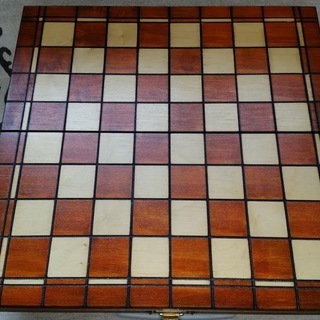木製チェスセット チェスボード 折りたたみ箱（イギリス製）の画像