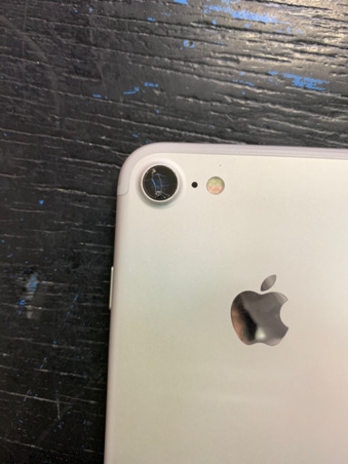 【ジャンク】【SIMフリー】iPhone7 32gb シルバー ◯判定