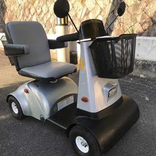 ☆彡 4輪タイプの電動車いす。セニアカー・シニアカー!!!ご近所は配達無料!!! 完全整備済み!!!程度上!!! 
