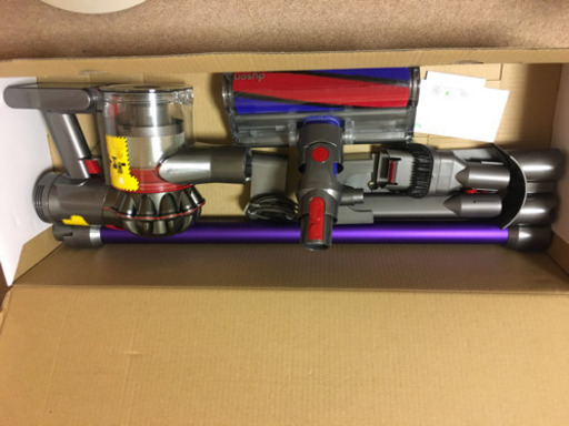 ダイソン　dyson V7 コードレス掃除機