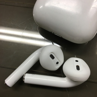 AirPods第１世代 売ります。の画像