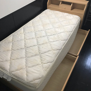 IDC 大塚家具 キングスダウン製 ベット