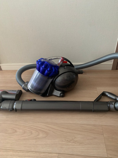 【期間限定価格】ダイソン　サイクロン掃除機