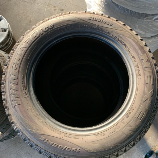 スタッドレス195/65R15 4本
