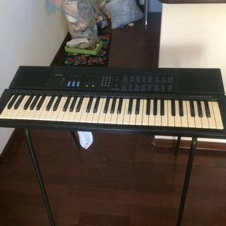 電子ピアノ