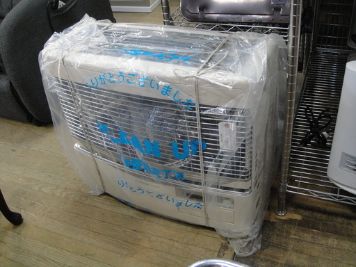 2009年製　トヨトミ　半密閉式石油ストーブ　HR-65C　ポット式 強制通気形 自然対流形