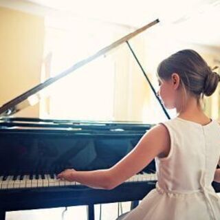 お子様からシニア世代までピアノレッスン♪オンラインや出張でのレッスンも致します♪の画像