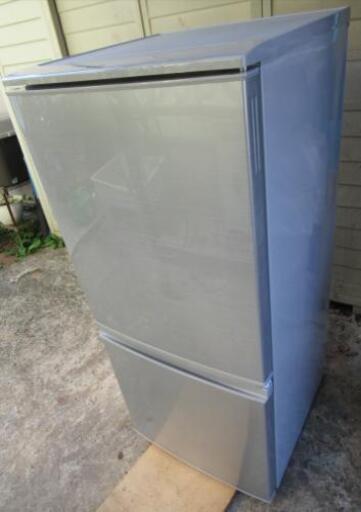 【美品】2017年式シャープ製2ドア冷蔵庫　全内容積137L