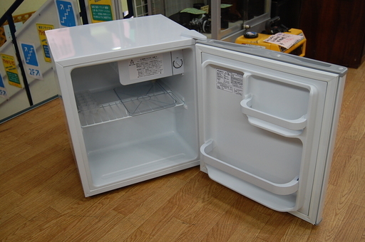 2019年製 アビテラックス 1ドア冷蔵庫 46L AR-515E ホワイト 一人暮らし 自室に！  ☆ PayPay(ペイペイ)決済可能 ☆ 札幌市 清田区 平岡