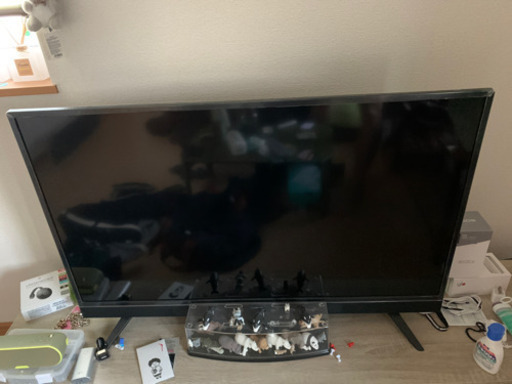 テレビ　40型