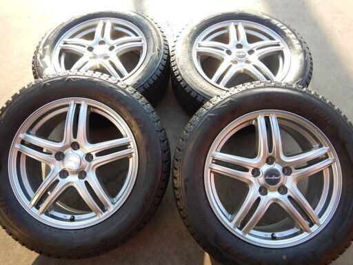 ＷＳＳ　１７インチ　スタッドレス付き　デリカＤ：５，エクストレイル