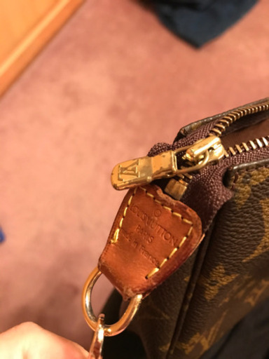 ヴィトン　VUITTON ショルダーバッグ　アクセサリーポーチ　美品