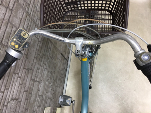 東京23区配達無料  新基準  ブリヂストン アシスタ  4Ah リチウム 電動自転車 中古 26☆☆