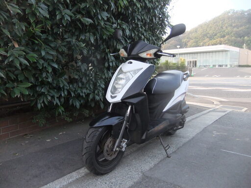 キムコ　アジリティー125RS　実動中古車　オイル交換後引渡し　バッテリーフル充電済み　販売証明書付き