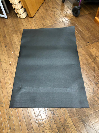本格的懸垂マシーン 腹筋　腕立て　マット付き（耐荷重150kg）