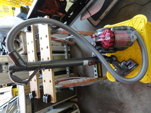 北９７７　ダイソン　掃除機　サイクロン　DC26
