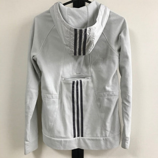 アディダスフリースポケ付き