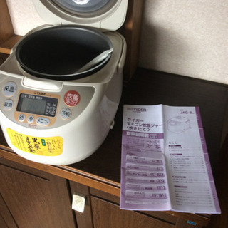 タイガー炊飯器(5合)の画像